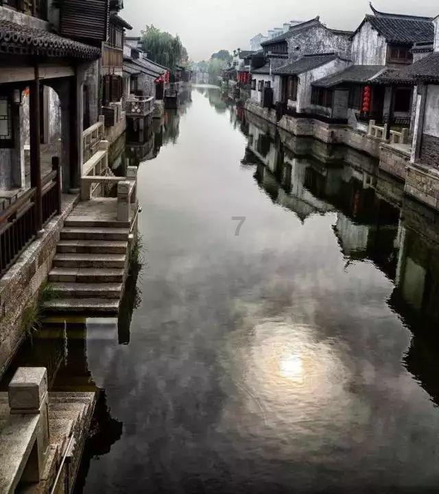 @定南人,互相转告!道路结冰,已实行交通管制,切勿前往云台山看雪!